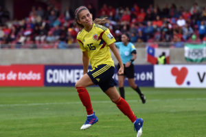 Jugadora de Colombia pone como ejemplo a Arturo Vidal y le llueven las críticas