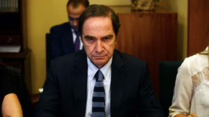 Hernán Larraín, ministro de Justicia: 
