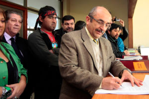 Diputado Romero vuelve a arremeter contra Daniela Vega: 