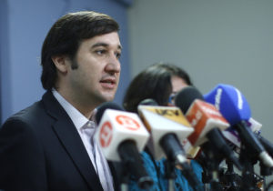 Diputado UDI critica a los RN que propusieron eutanasia: 