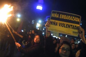 Fallece bebé de niña de 12 años a la que le negaron aborto tras ser violada