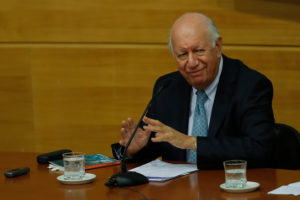 Comisión investigadora del CAE pide declarar vía oficio a Ricardo Lagos