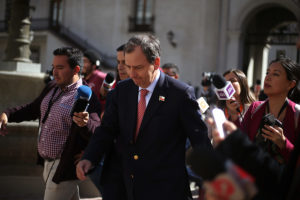 Varela presenta en el Senado el proyecto que extiende gratuidad a alumnos del séptimo decil en IP y CFT