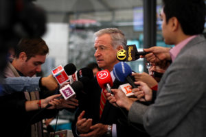 Ministro de Hacienda advierte: no hay financiamiento para realizar la Cumbre Apec 2019