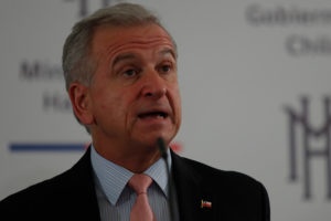 Felipe Larraín y polémica por viaje de 5 millones a Harvard: 