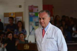 Santelices descarta renuncia: 