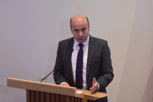 Jorge Bermúdez y viaje de Larraín: 