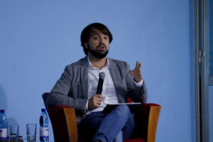 Jorge Sharp informa a porteños en qué se gastará la recaudación por permisos de circulación 2018