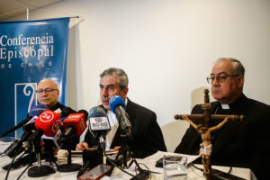 Conferencia Episcopal explica renuncia de obispos: 