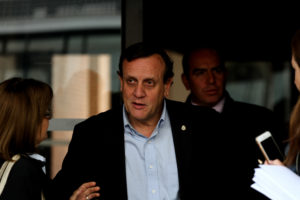 Carta de profesor titular de Derecho con críticas al rector Sánchez por la toma enciende el debate PUC