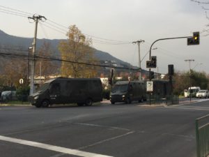 Fuerzas Especiales de Carabineros desalojan toma feminista de UTFSM: 58 detenidos