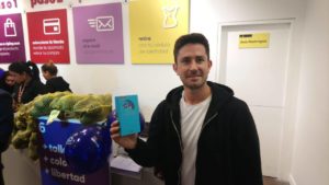 VIDEO | Ripley debió vender un celular a cambio de paltas por 