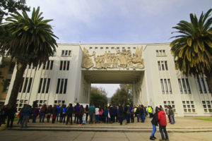 U. de Concepción arrienda colegios para retomar clases tras no llegar a acuerdo con toma feminista