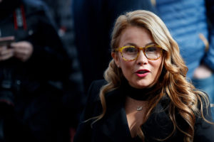 Renuncia director jurídico de Cathy Barriga por polémicos juicios por despidos de honorarios