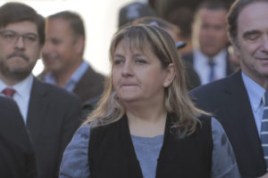 Funcionarios de Gendarmería apuntan a gestión de directora nacional: 