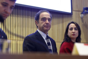 Hernán Larraín enfrentará interpelación de Carmen Hertz por retiro de proyecto sobre DD.HH.