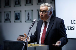 Rector Ennio Vivaldi pide a Davor Harasic 