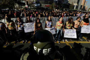 FOTOS | Veinte postales que dejó la tercera marcha feminista en Santiago