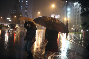 Sistema frontal: 24 mil clientes permanecen sin electricidad en todo el país