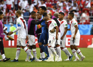 Hinchas chilenos no olvidan el 