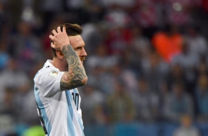 Argentina saca la calculadora: ¿quién clasifica si dos equipos igualan en puntos y goles en la tabla?