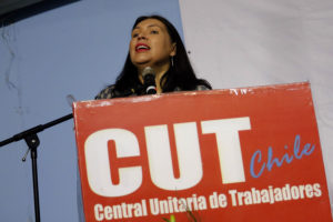 CUT y reajuste de salario mínimo: pide sueldo base de 420 mil pesos