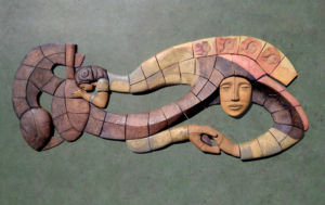 Murales de cerámica inspirados en poemas de Gabriela Mistral llegan al Museo Precolombino
