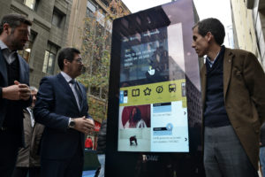 Paseo Bandera se renueva con novedosos tótems interactivos