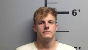 Hombre condenado a 50 años por contraer VIH para contagiar a otras personas