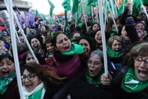 Senado argentino rechazó proyecto que despenaliza el aborto