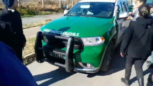 VIDEO | Carabineros detuvo carroza fúnebre para multarla por no detenerse en luz roja