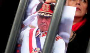 Ordenan decomiso de 5 millones de dólares y lujosas propiedades de Pinochet