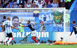 Argentina queda fuera ante Francia y burlas chilenas se escuchan hasta el Obelisco