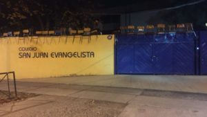 Estudiantes se toman colegio San Juan Evangelista en Las Condes por falta de acción ante denuncias de abuso sexual