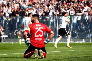 Johnny Herrera será citado por la Fiscalía por acusar a hinchas de Colo Colo de balacera en CDA