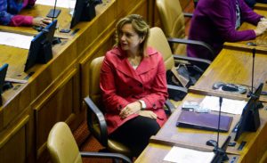 UDI analiza recurrir a Comisión de Ética por casos de parlamentarios con 