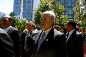 Gobierno acepta renuncias de intendentes de Magallanes y Atacama