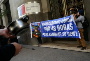 Justicia ordena alimentar por la fuerza a machi Celestino Córdova