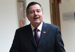 Canciller Ampuero reacciona a carta en apoyo a Lula que firmó Bachelet: 