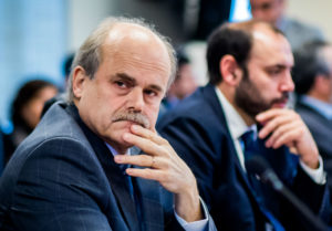 Ex intendente de Magallanes acusó motivaciones políticas por su salida: 