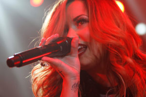 Internan de urgencia a Demi Lovato por presunta sobredosis de heroína