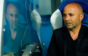 Pollo Vignolo lanza ataques sin filtro a Sampaoli por la TV Pública argentina durante relato de partido