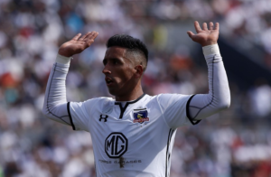VIDEO | El cabezazo que confirmó el retorno goleador de Lucas Barrios a Colo Colo