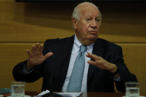 Ricardo Lagos entra al debate: 