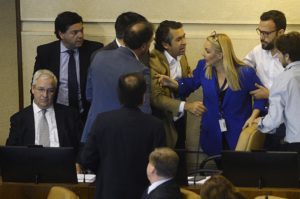 Presidente del PH: “Si la Comisión de Ética sanciona a Pamela Jiles, se burlaría de los derechos humanos”