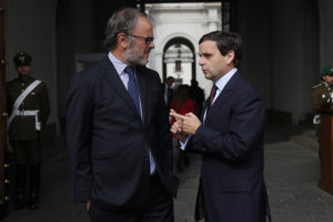 CPC tras llamado de Larraín a generar empleo: 