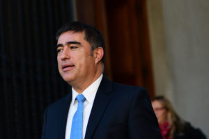 Mario Desbordes por declaraciones de diputada Camila Flores reivindicando a Pinochet: 