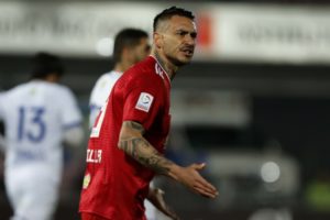 Santiago Wanderers muestra interés en Mauricio Pinilla en medio de la teleserie con la U