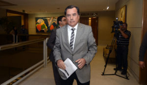 Diputado Urrutia emplaza a Guillermo Teillier: 