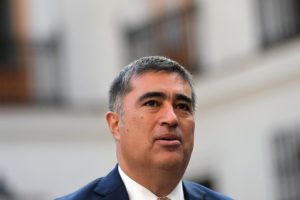 Mario Desbordes dispara contra 